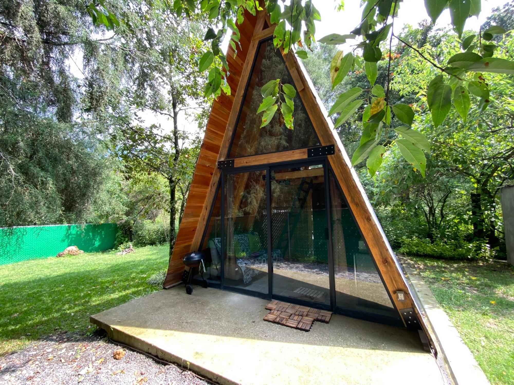 Cabanas Alpina, Romantica Y Acogedora A 10 Minutos Del Centro Tepoztlan Bagian luar foto