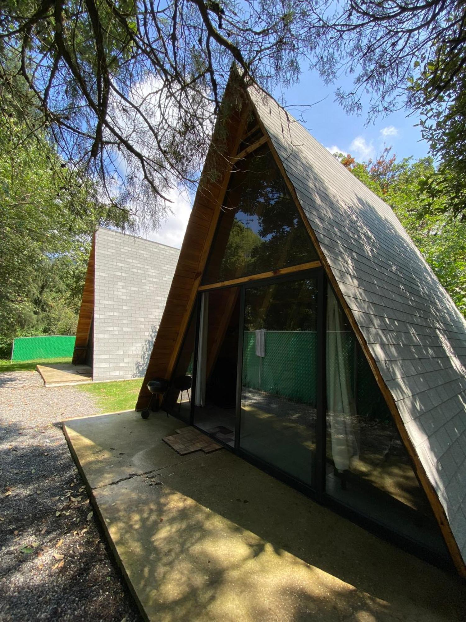 Cabanas Alpina, Romantica Y Acogedora A 10 Minutos Del Centro Tepoztlan Bagian luar foto